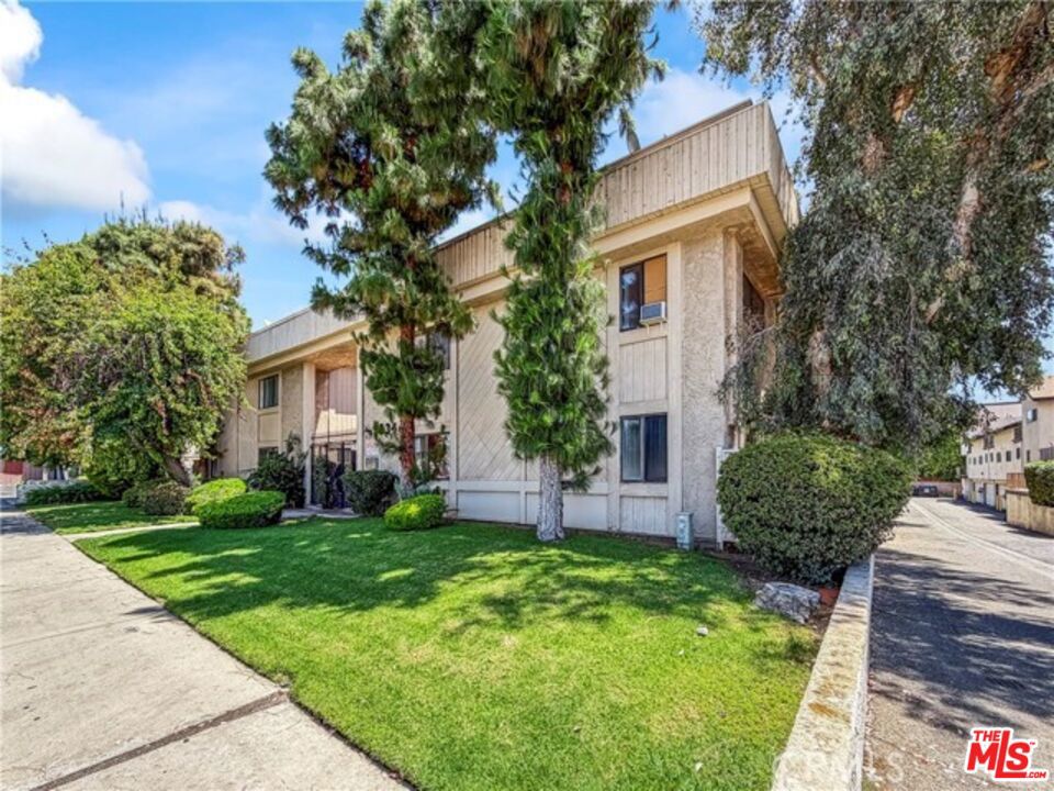9834 Sepulveda Boulevard