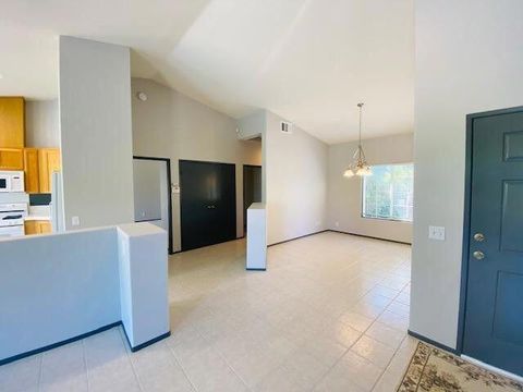 Photo of 230 Strada Fortuna, Palm Desert, CA 92260 (MLS # 219125768DA) Photo of 230 Strada Fortuna, Palm Desert, CA 92260 (MLS # 219125768DA)