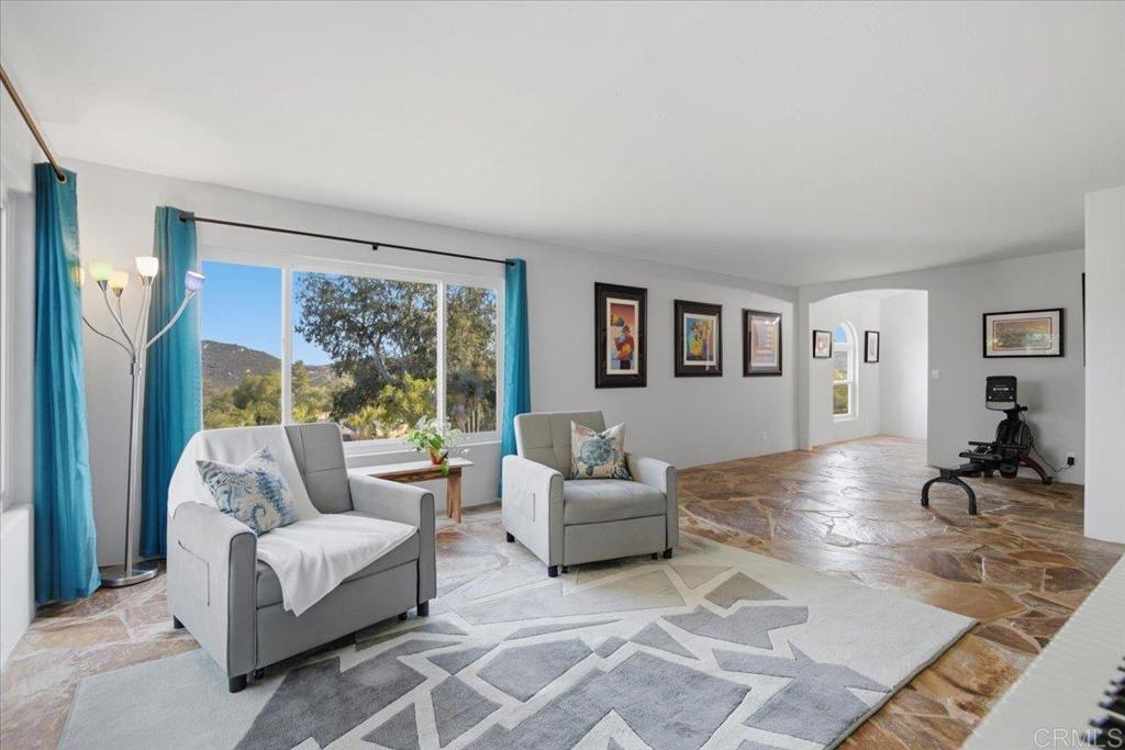 11151 Oak Creek Drive