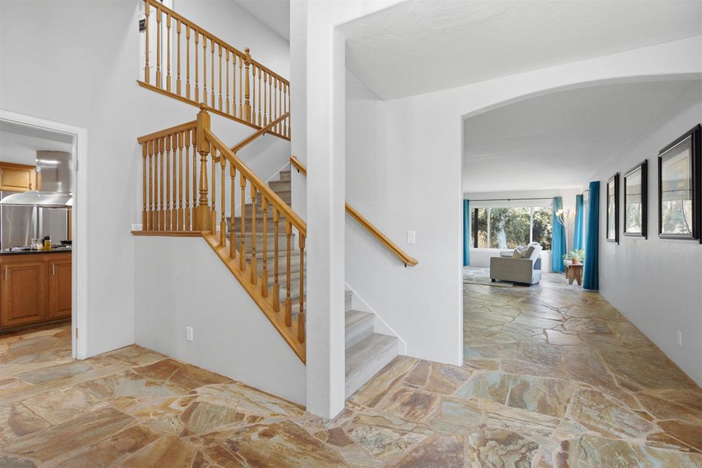 11151 Oak Creek Drive