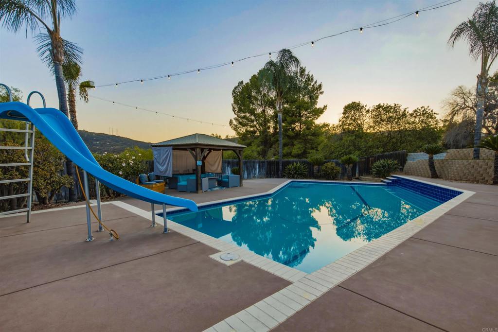 11151 Oak Creek Drive