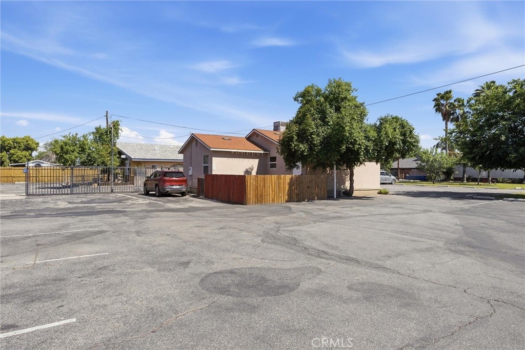 325 McCord Ave