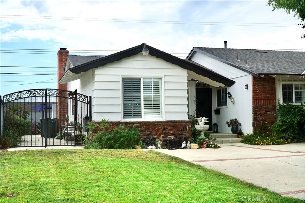 1359 W Deodar Street