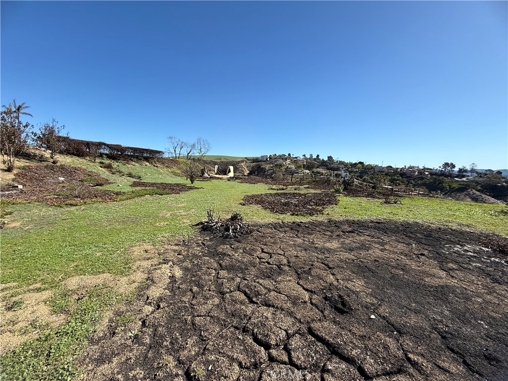 Las Posas Estates - Land