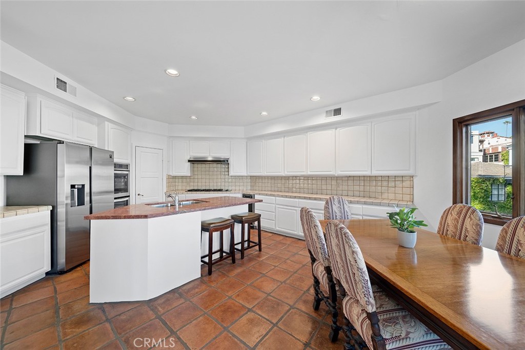 Emerald Bay (EB) - Residential