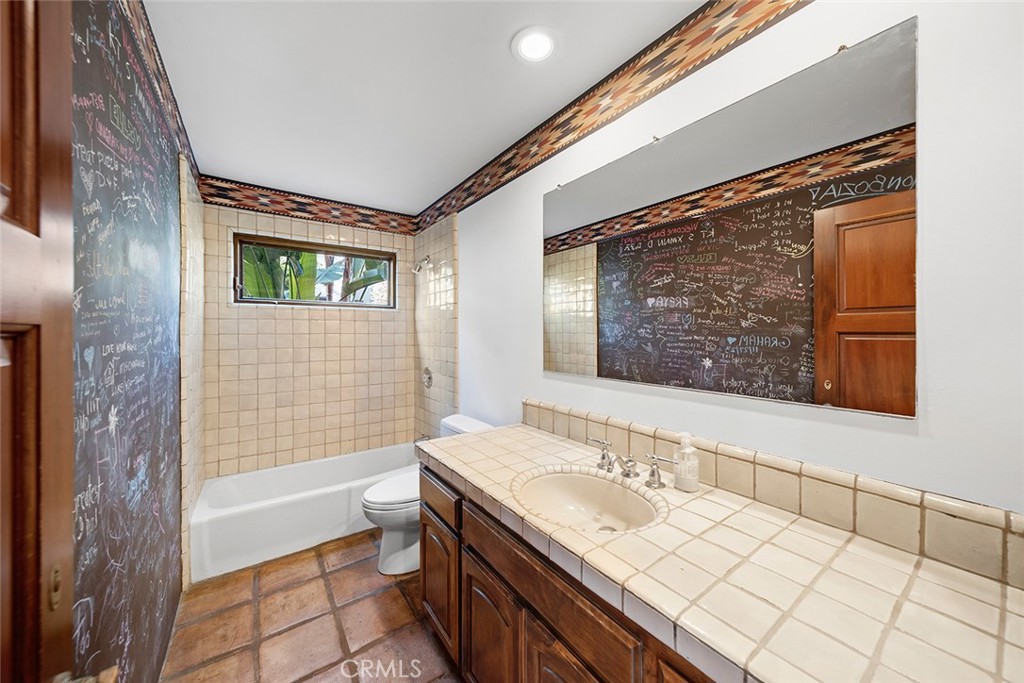 Emerald Bay (EB) - Residential
