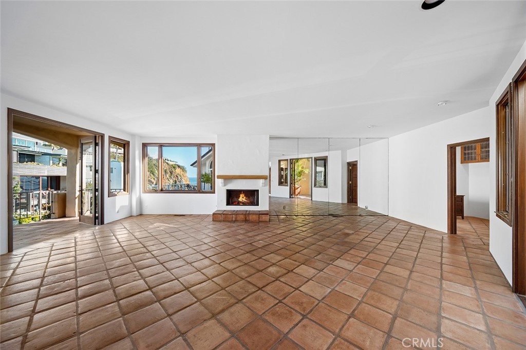Emerald Bay (EB) - Residential