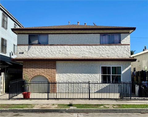 1120 Raymond Avenue Long Beach CA 90804