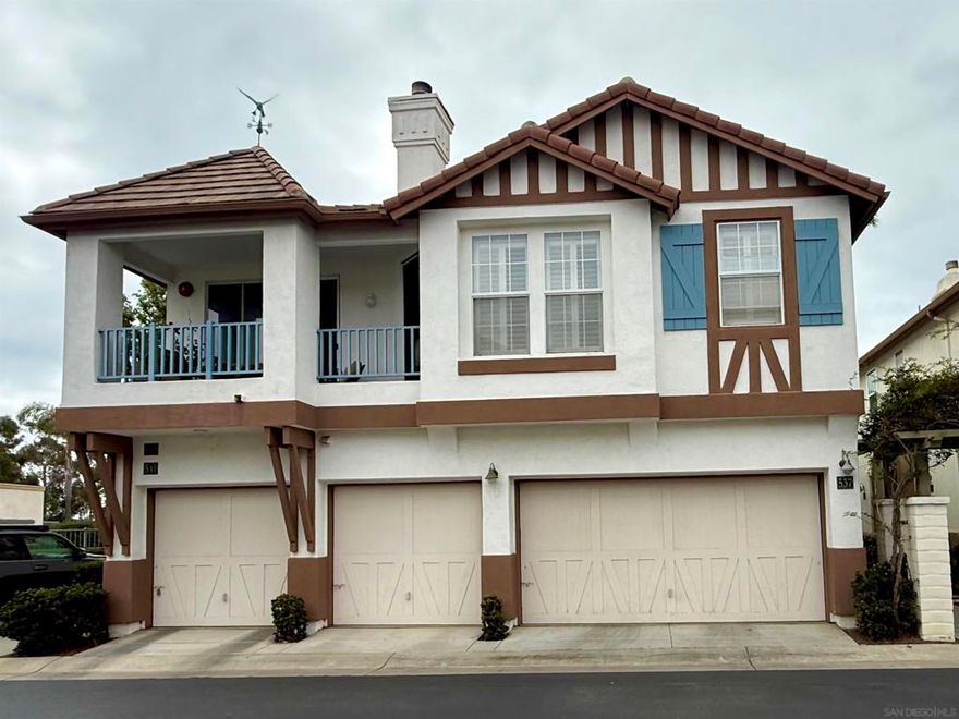 This exceptionally designed 1,268 square foot, three bedroom, two and half-bath townhome is located in the desirable Saxony community of Encinitas, just east of Interstate 5 and minutes from downtown. Set within a gated neighborhood, residents enjoy access to a community pool and a dog park perfect for embracing the relaxed, beachside lifestyle Encinitas is known for. The area’s award winning schools make this an excellent choice for families seeking top-rated education, while nearby grocery stores and everyday conveniences add to the home’s appeal. Welcome to the Saxony community, where coastal living meets comfort, convenience, and community.