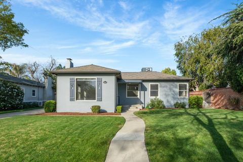 Photo of 1543 N Thorne Avenue, Fresno, CA 93728 (MLS # ML82039187)