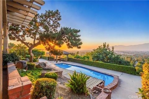2333 N Coronet Court Covina CA 91724