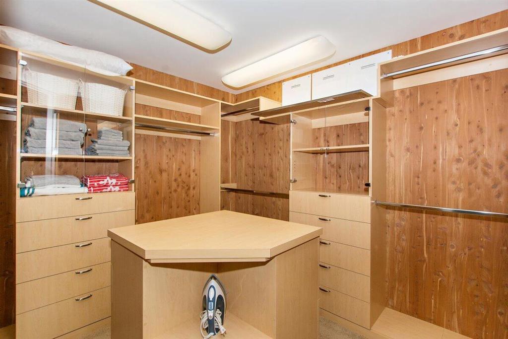 Indian Wells C.C. - Residential Lease