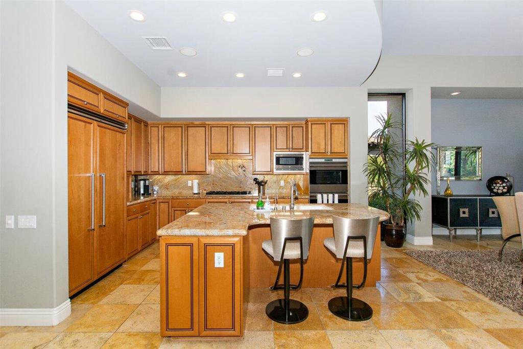 Indian Wells C.C. - Residential Lease