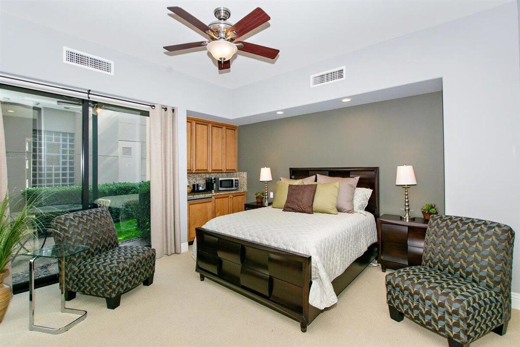 Indian Wells C.C. - Residential Lease