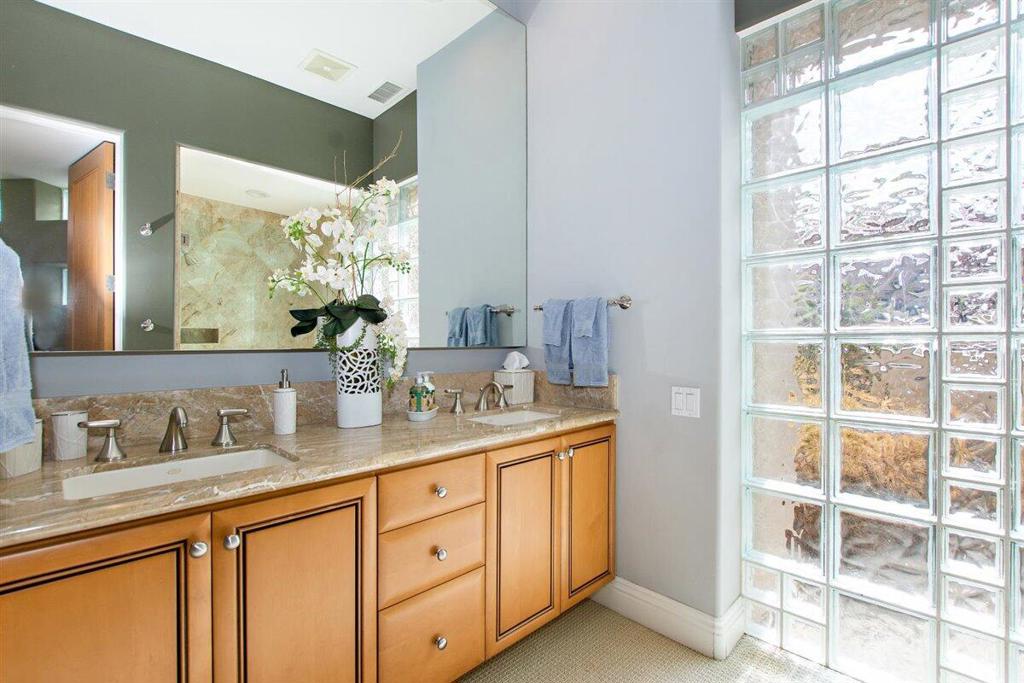 Indian Wells C.C. - Residential Lease