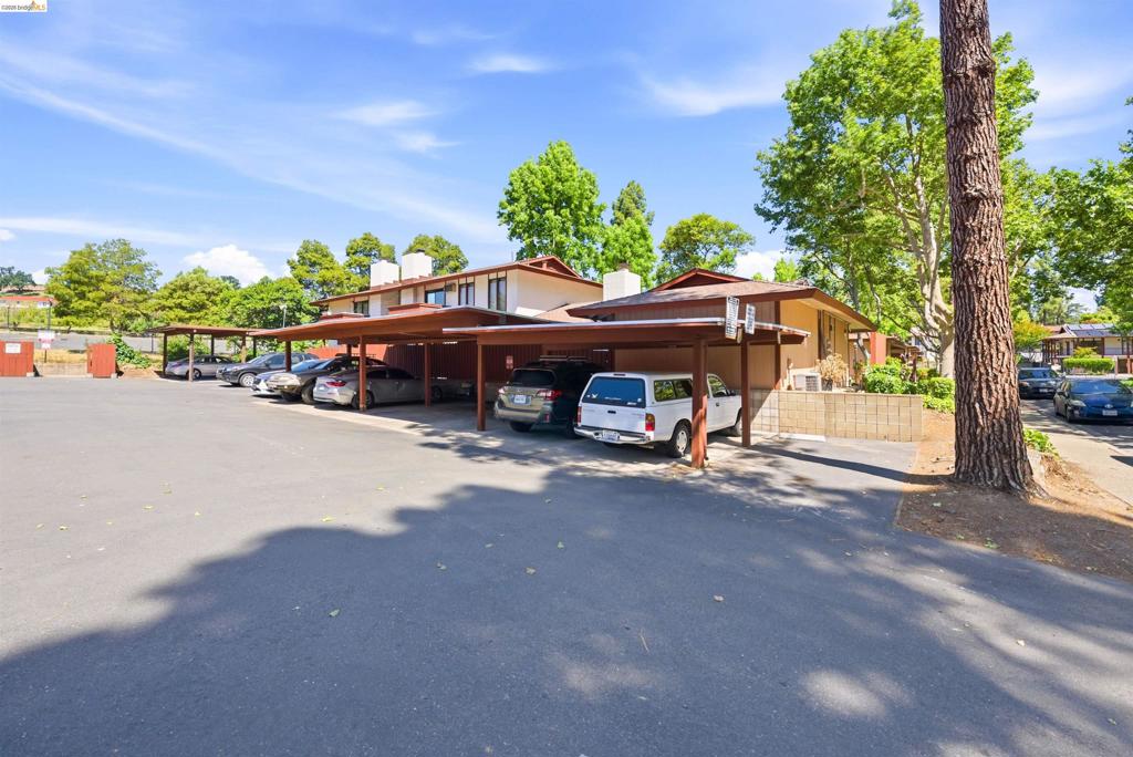 670 Tempe Ct