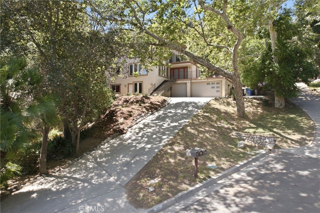 41 Hidden Valley