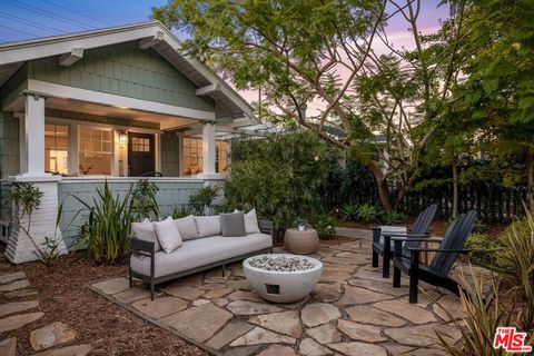 Photo of 729 Marco Place, Venice, CA 90291 (MLS # 25594421)