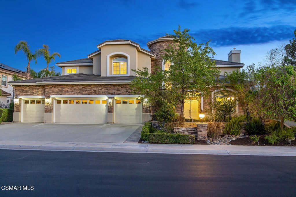 Photo of 7012 Hogan Street, Moorpark, CA 93021 (MLS # 226001686)