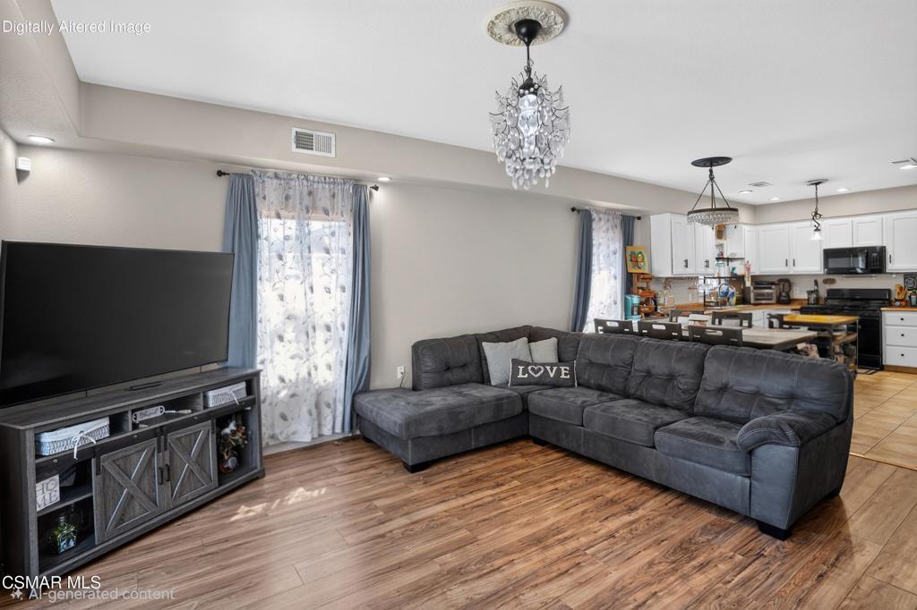 458 W Spruce Avenue