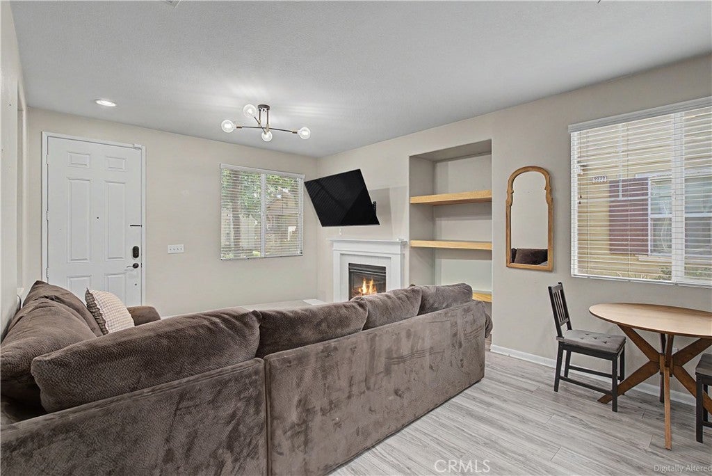3271 Laval