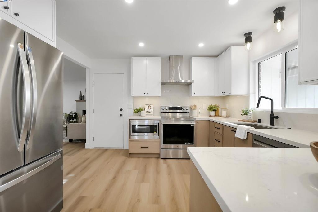 CASTRO VALLEY - Residential