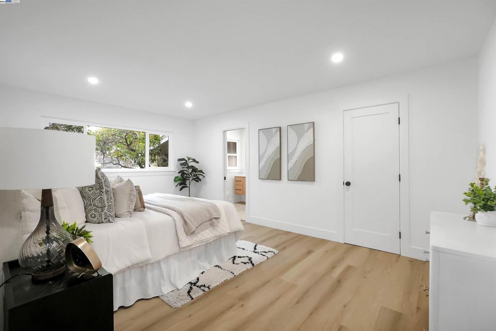 CASTRO VALLEY - Residential