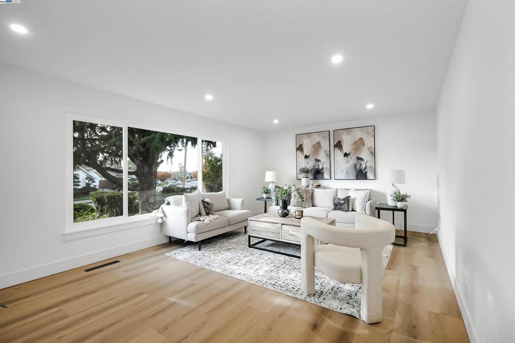 CASTRO VALLEY - Residential