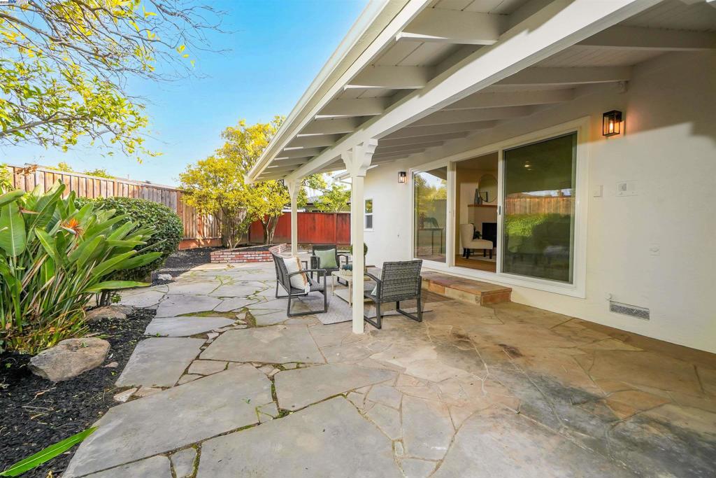 CASTRO VALLEY - Residential