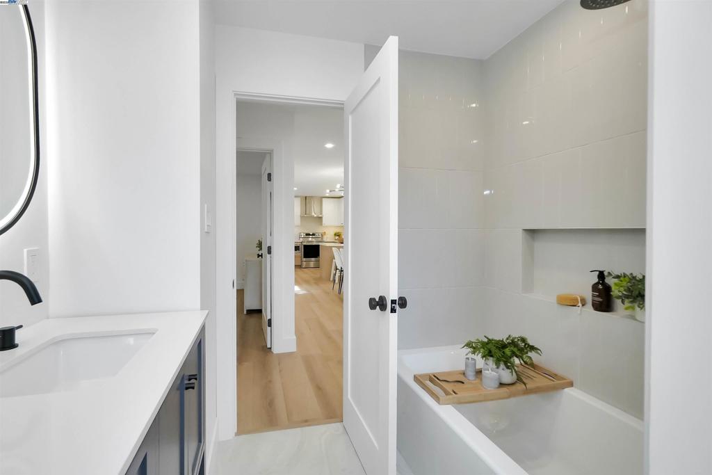 CASTRO VALLEY - Residential