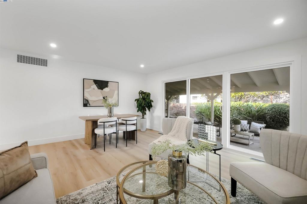 CASTRO VALLEY - Residential