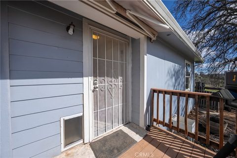 Photo of 2940 Blackfeet Trail, Clearlake Oaks, CA 95423 (MLS # LC26053278)