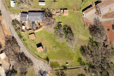 Photo of 2940 Blackfeet Trail, Clearlake Oaks, CA 95423 (MLS # LC26053278)