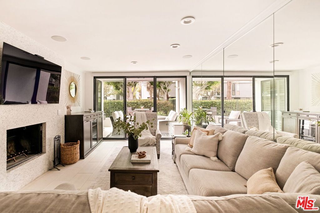 Photo of 2940 Neilson Way #103, Santa Monica, CA 90405 (MLS # 26701935)