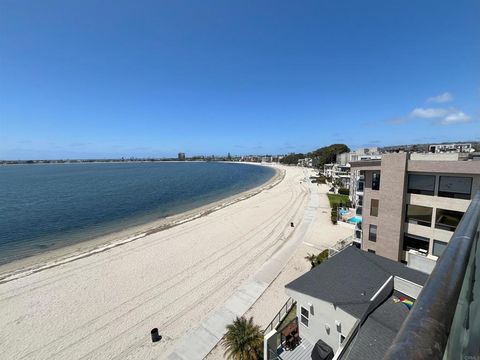 3868 Riviera 4A San Diego CA 92109