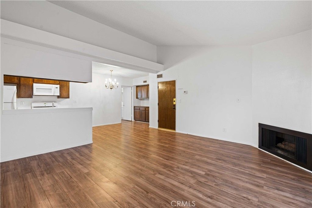 Photo of 5500 Lindley Avenue #206, Encino, CA 91316 (MLS # SR25132218)