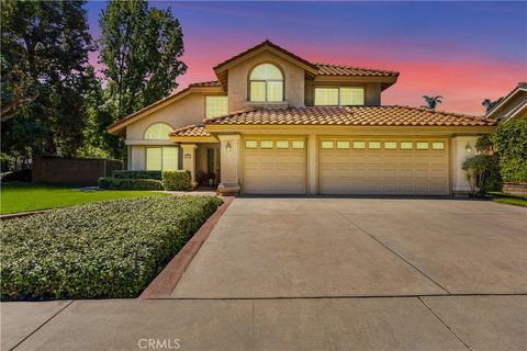 902 Via Amadeo San Dimas CA 91773