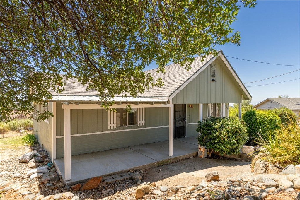 1190 Mount Ida