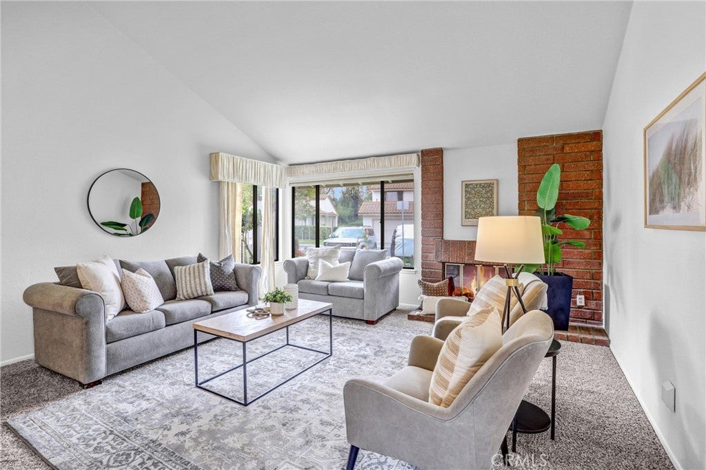 23025 Paseo De Terrado 5