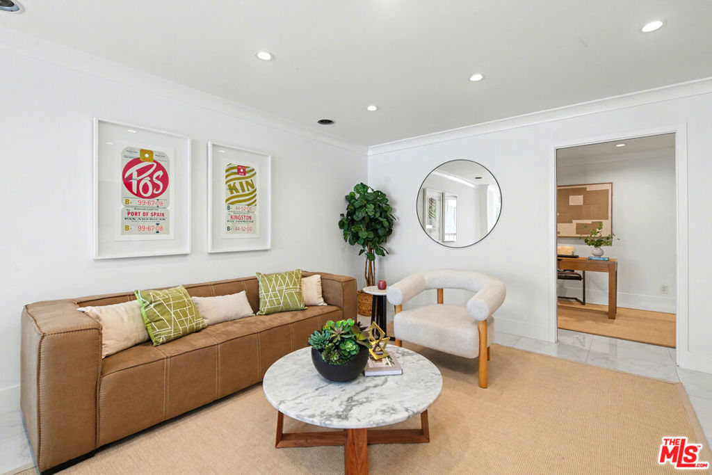 10747 Wilshire Boulevard #PH6