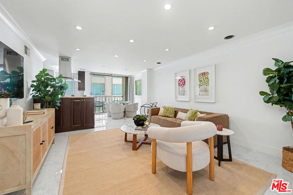 10747 Wilshire Boulevard #PH6