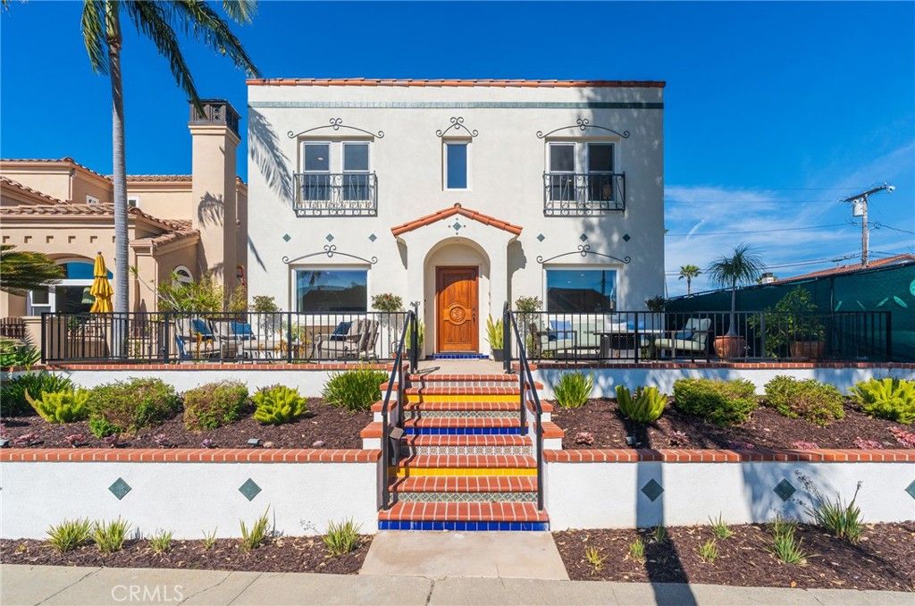 Photo of 513 13th Street, Huntington Beach, CA 92648 (MLS # OC21071932)