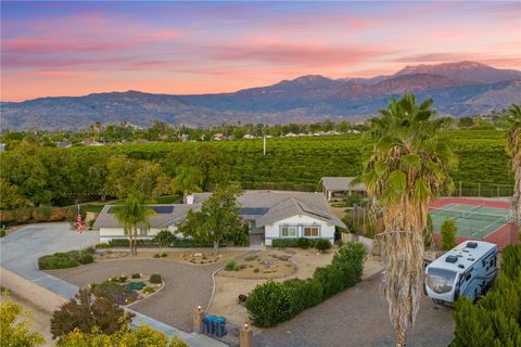 26440 Old Agency Hemet CA 92544