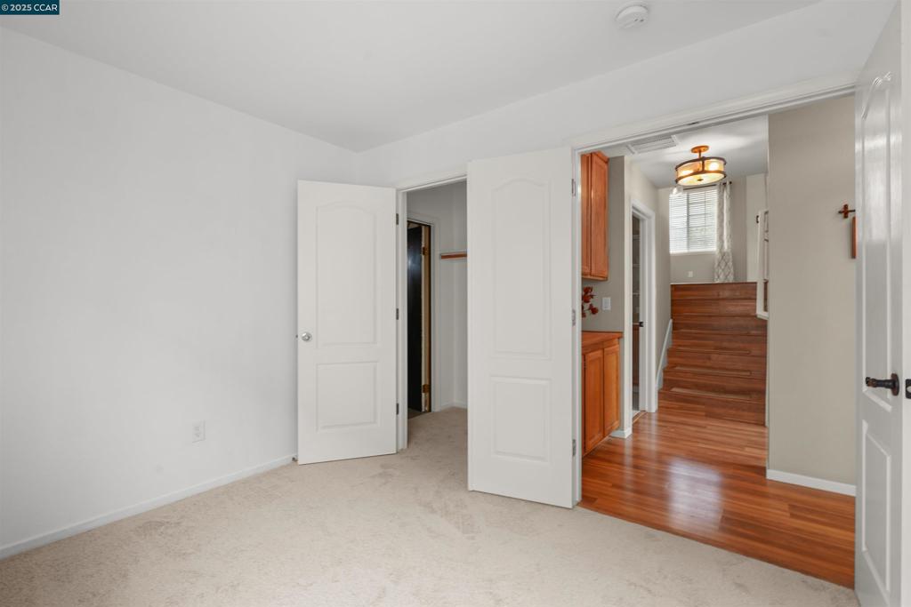 CANYON CREEK - Residential