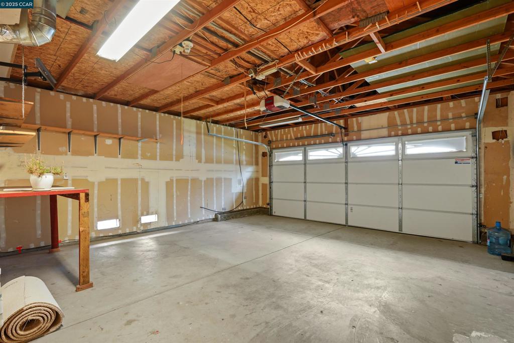 CANYON CREEK - Residential