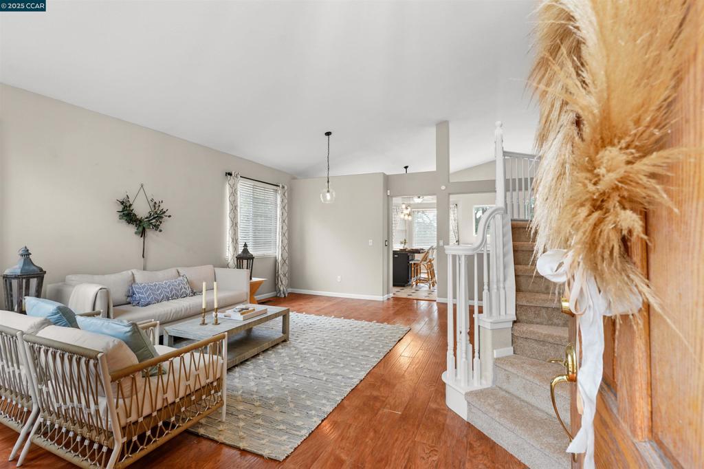 CANYON CREEK - Residential