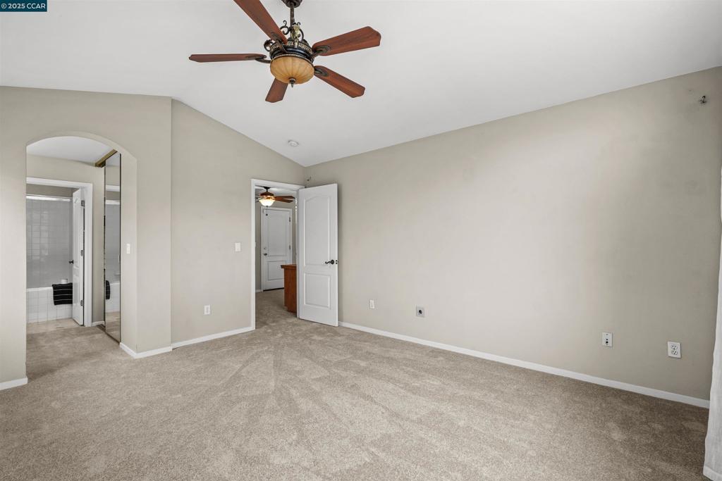 CANYON CREEK - Residential