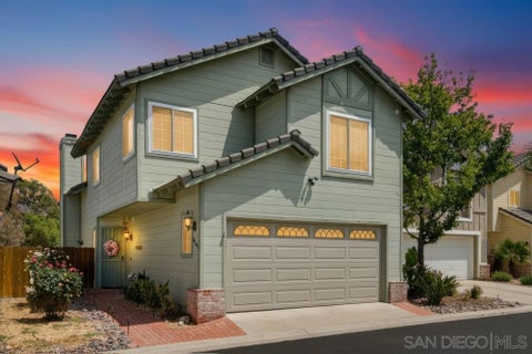 Photo of 2767 Blackbush LN, El Cajon, CA 92019 (MLS # 260021088SD)