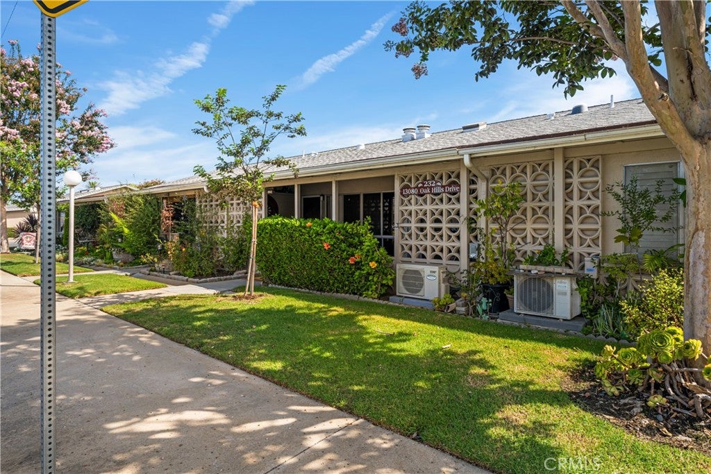 13080 Oak Hills Drive M-9