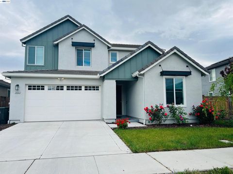 Photo of 3482 Dobbins Ct Ct, Lathrop, CA 95330 (MLS # 41129326)